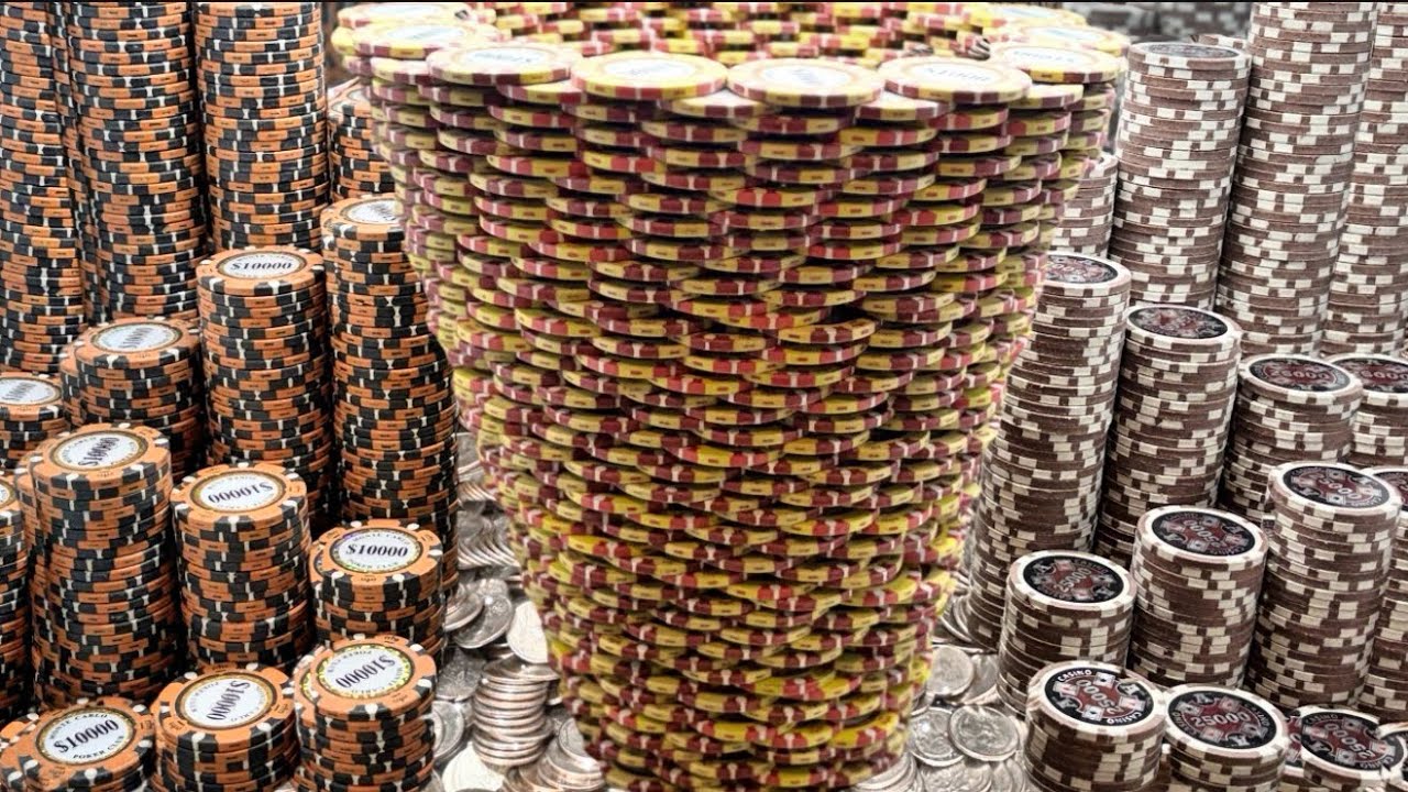 Я ПОПРОБОВАЛ ИСПЫТАНИЕ С ОДНОЙ МОНЕТОЙ ЗА $600 000 000,00 В КАЗИНО НА АВТОМАТЕ-ТОЛКАТЕЛЕ! Вот что...