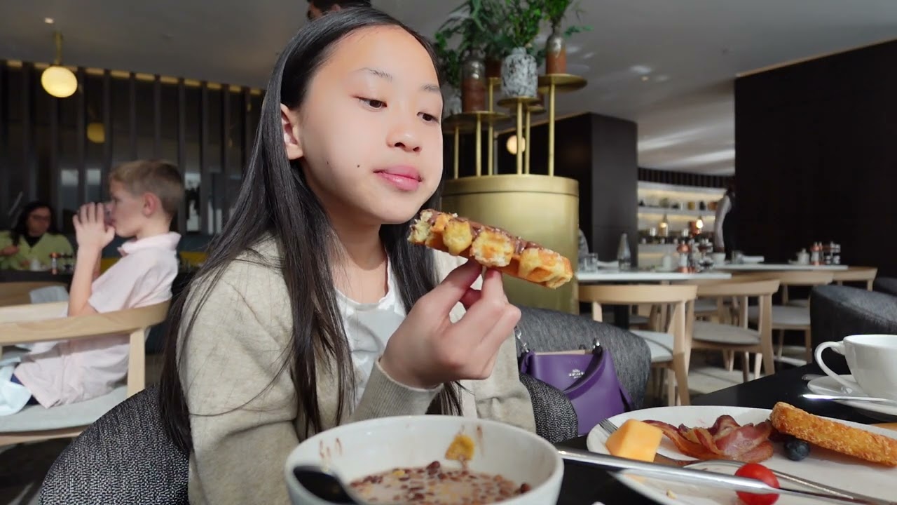 Westin London City Hotel - Bar, Breakfast and Swimming pool - April 2025