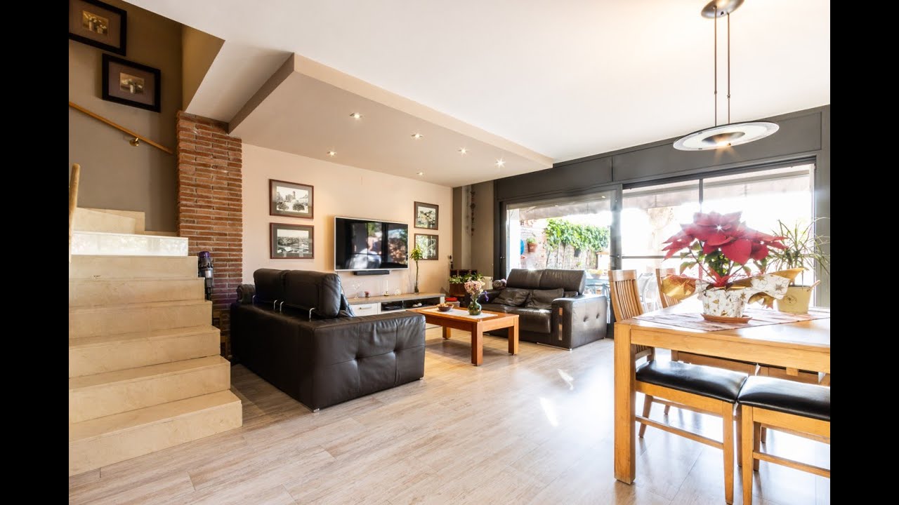 ESPECTACULAR CASA REFORMADA EN VALLHERMOSO, SABADELL