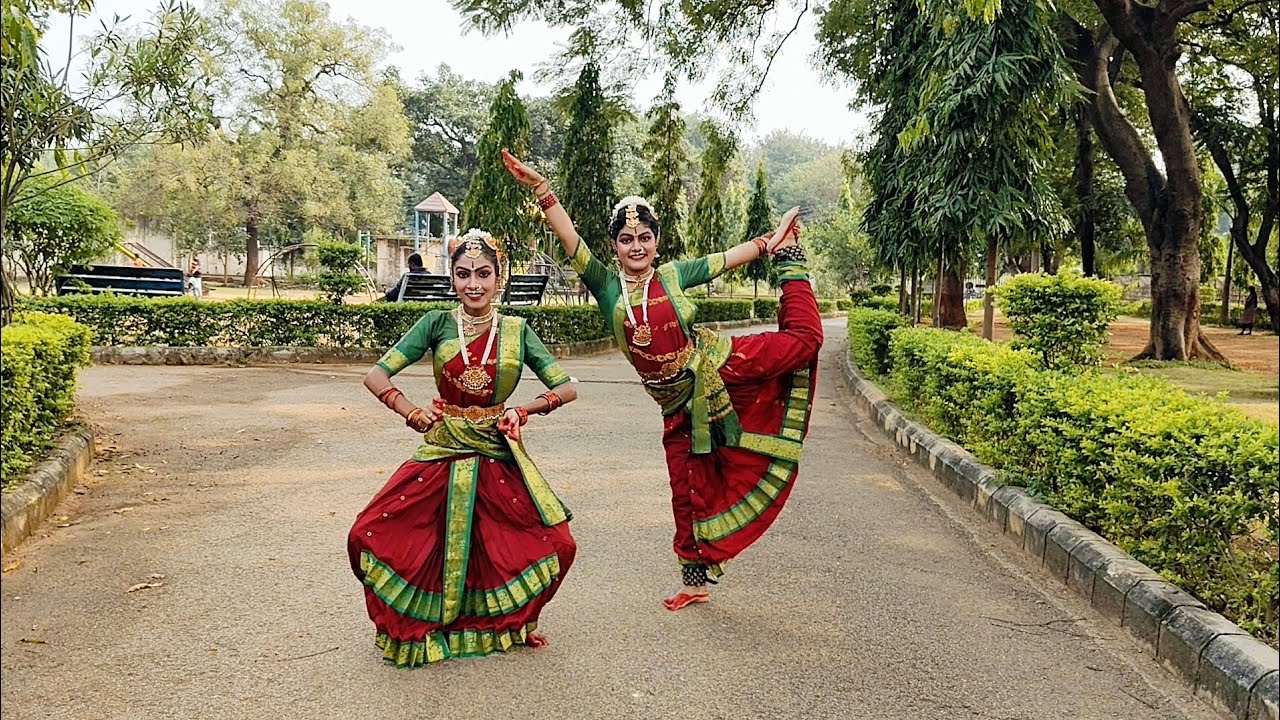 SRI VIGNARAJAM BHAJE | Laharika, Srujana | Dance cover | Indian Raga