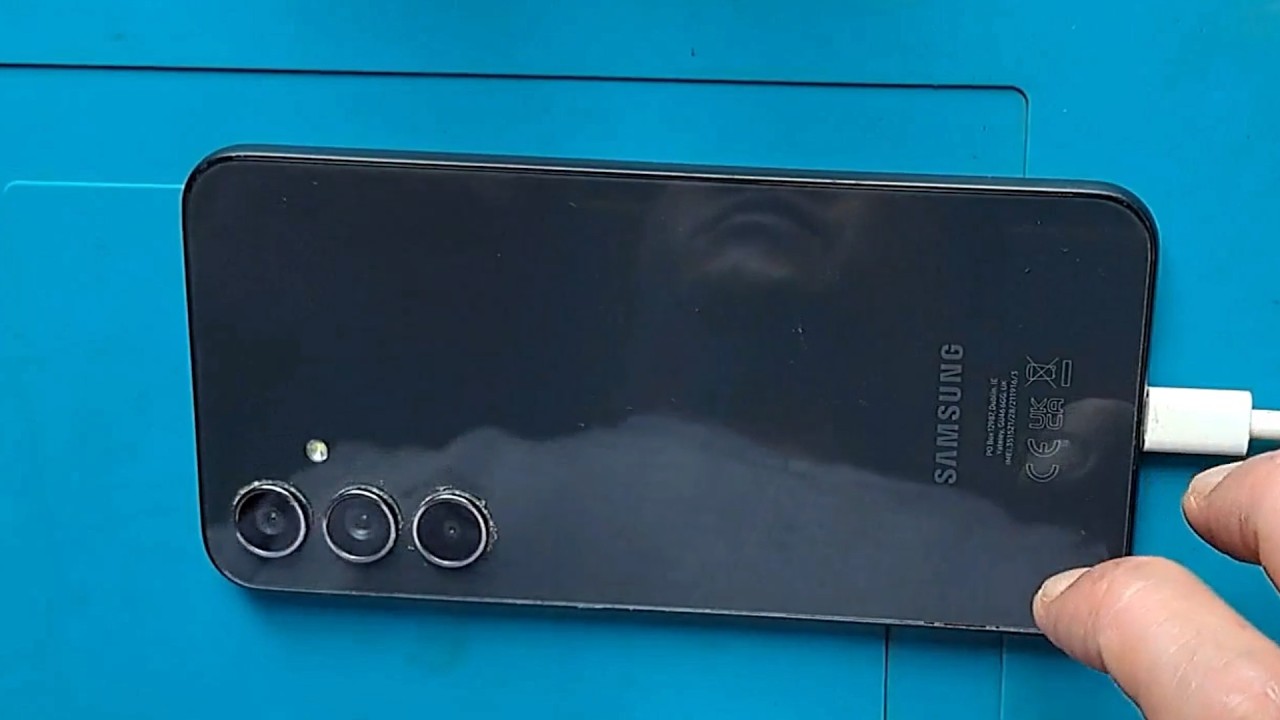 SAMSUNG Galaxy A54 Smartphone not charging | Lets solve....