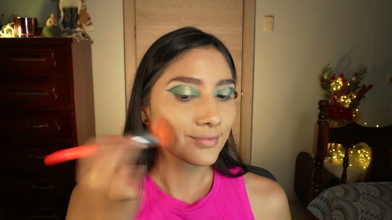 Maquillaje celeste tendencia 2026 | Look fresco y luminoso