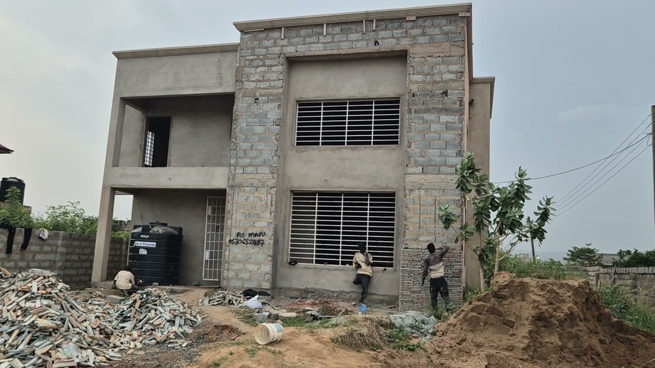Estimated A Luxury House build on half plot Of Land & swimming pool || building in Ghana 
