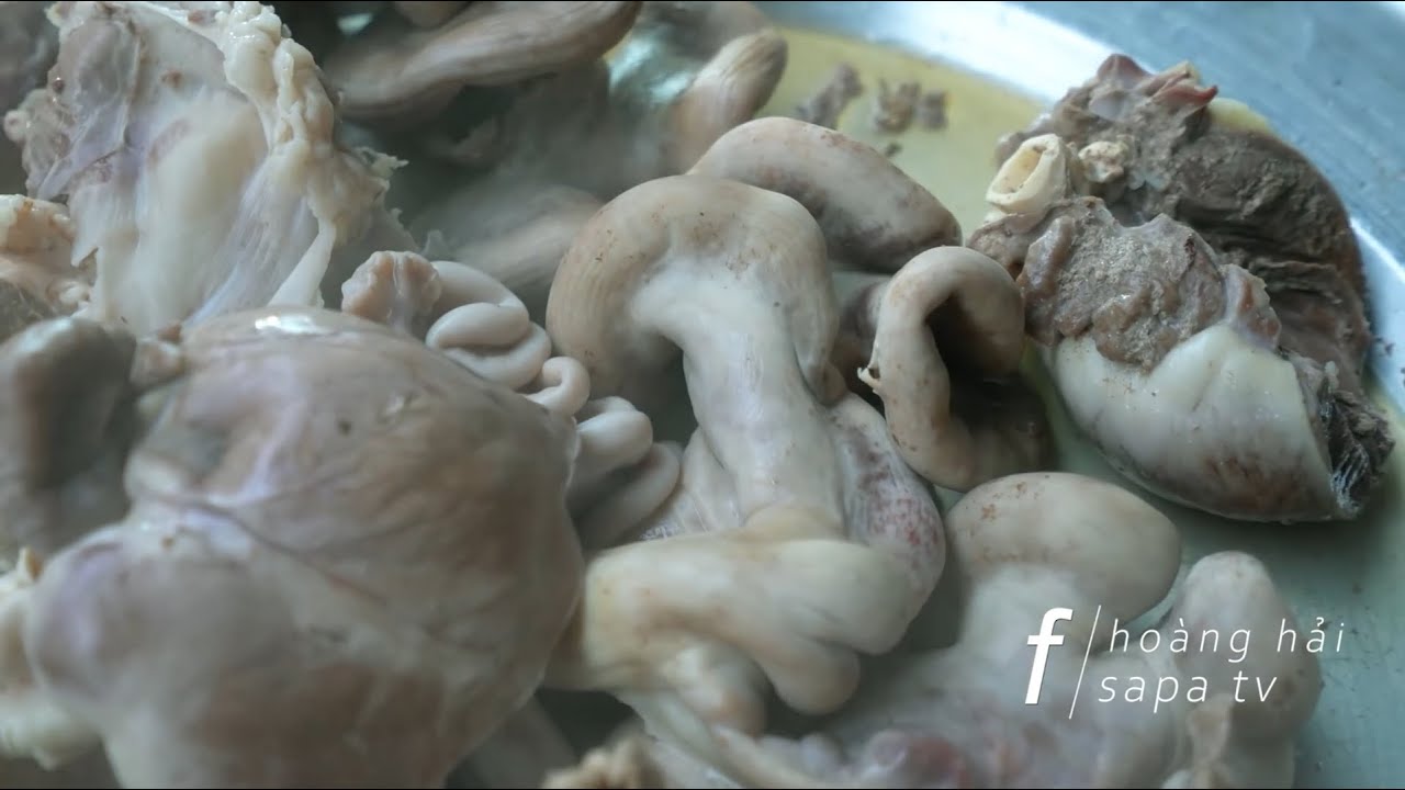 Chợ Phiên Tây Bắc | THƯỞNG THỨC MÓN TIẾT CANH GÀ CHỢ PHIÊN NGON KHÓ CƯỠNG