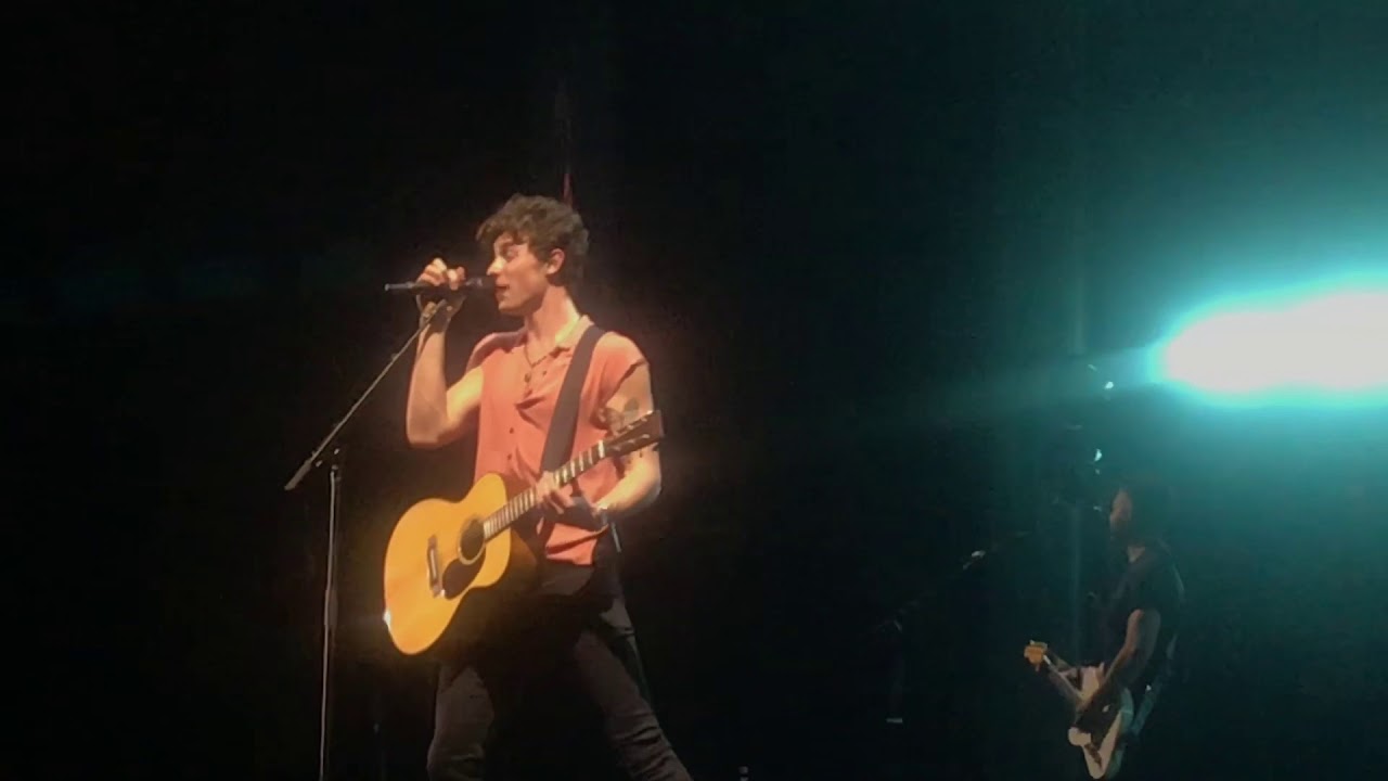 “Senorita” + “Mutual” Shawn Mendes Jakarta [FRONT ROW]