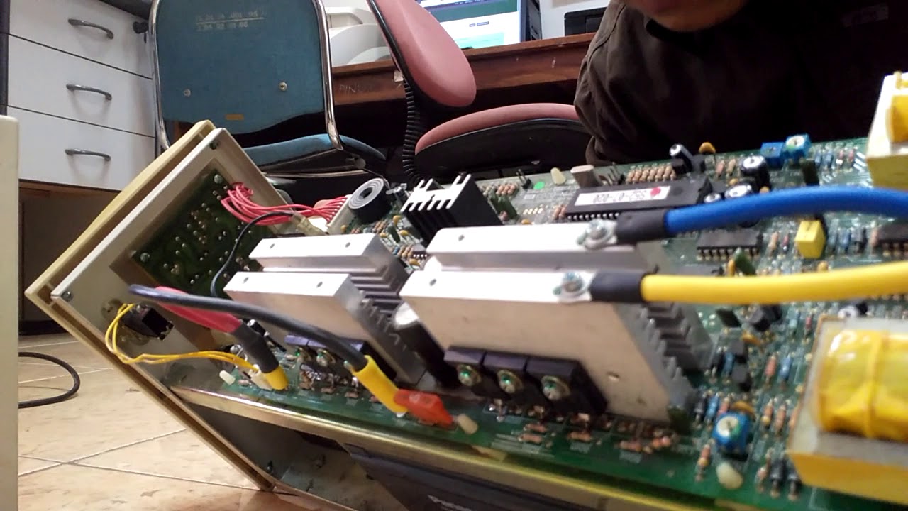 Penggantian baterai ups ica st1023b : 3x12v baterai - capacity 2000va