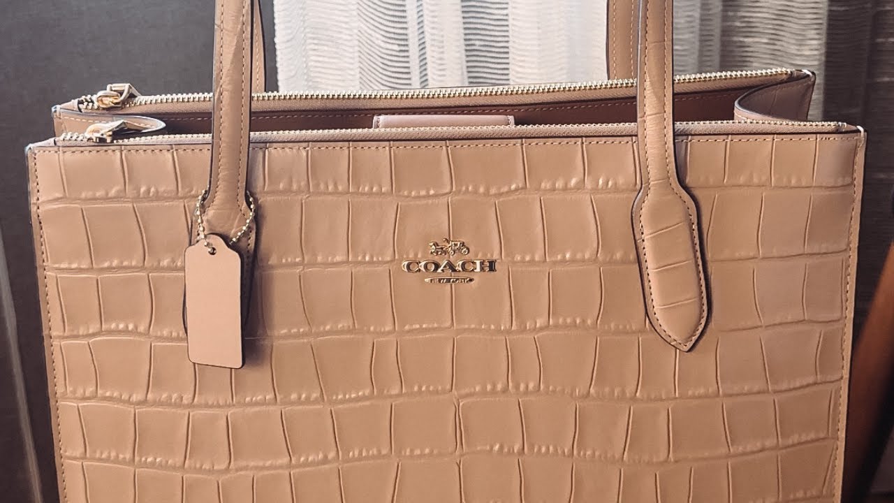 COACH Nina Carryall Tote Unboxing & What Fits | NEW from the Coach Outlet