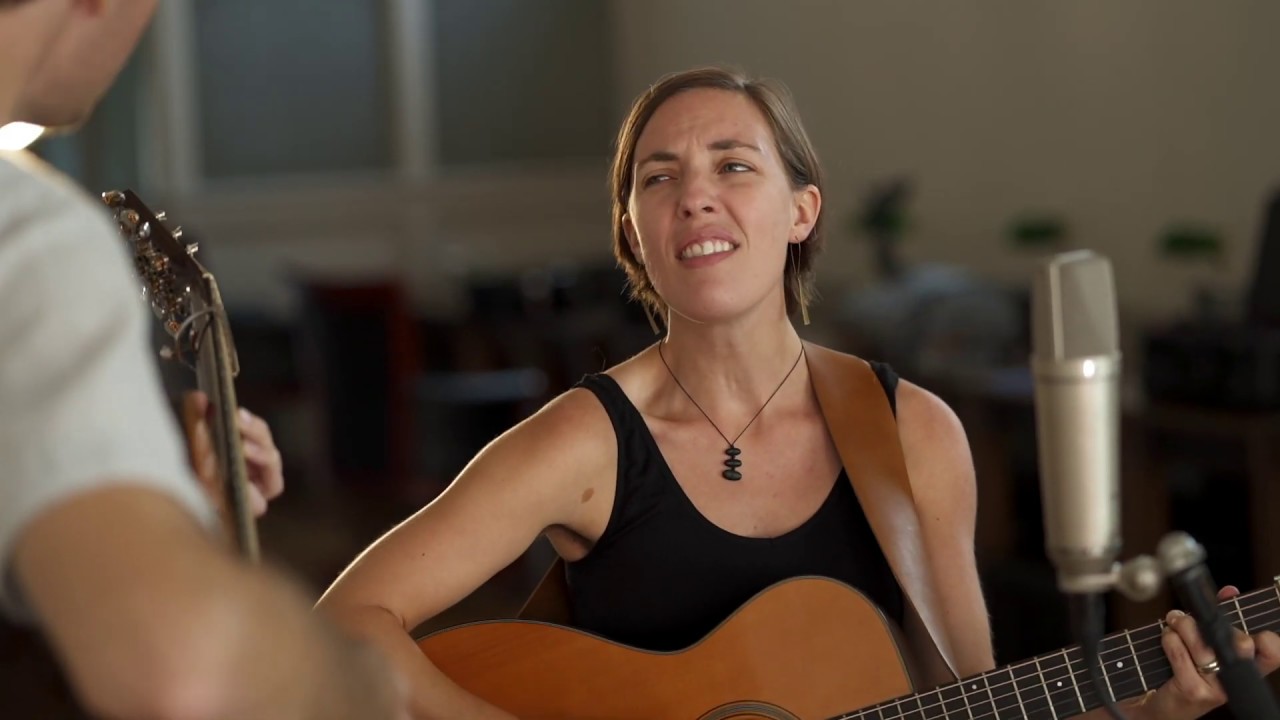 The Honey Dewdrops – 