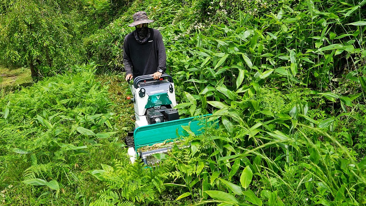 Mountain Grass Beater:  ZHR800 Ride-On Hammer-Knife Flail Mower in Action!