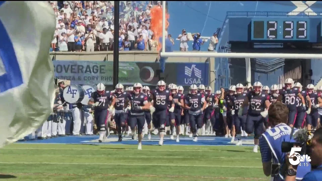 Air Force разгромили Duquesne со счетом 34:0