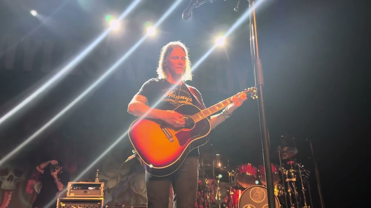 Myles Kennedy - Lover (acoustic) - Prague Nov 2024