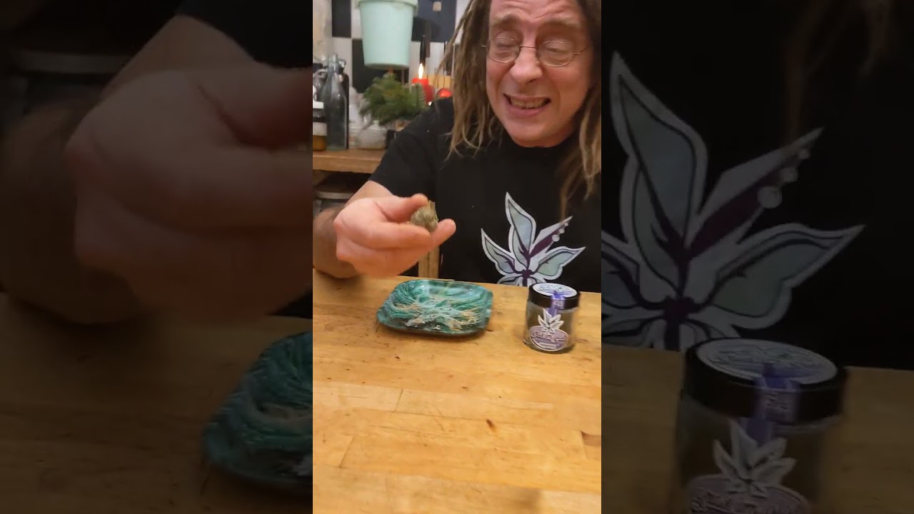 Sortenreview  Hawaiian Skunk durch Michael Knodt (d3rmicha)