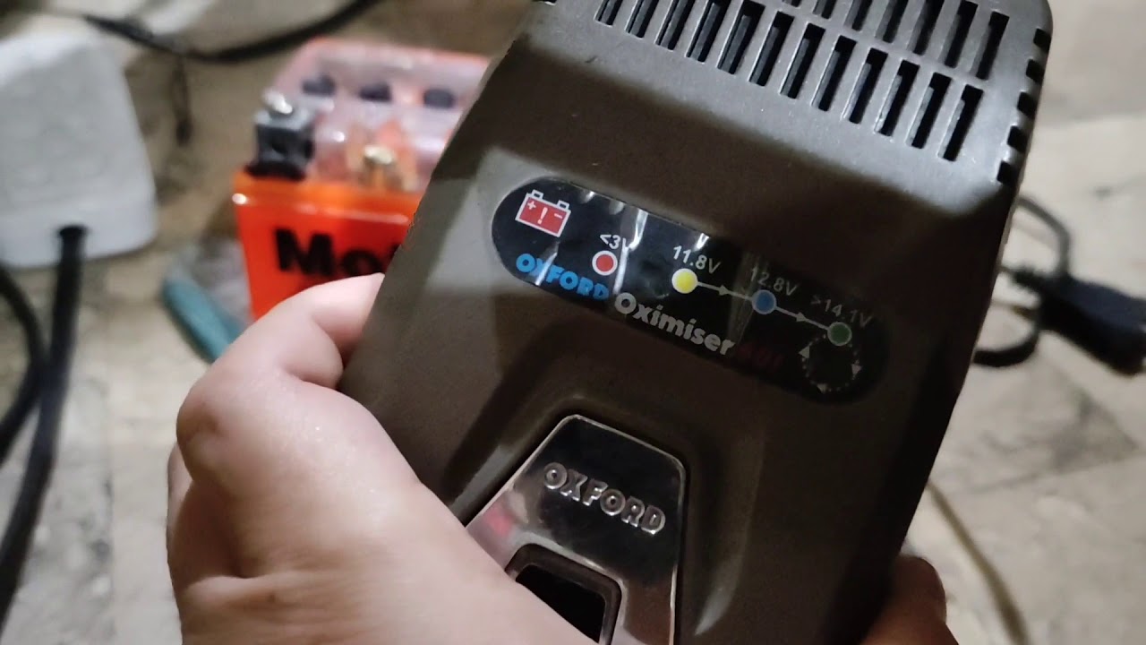 charging a dead battery using oxford battery charger / oximiser
