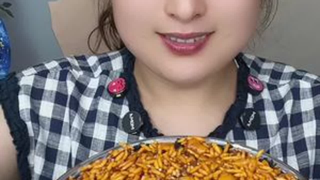 #妈呀太香了 #咀嚼音 #解压 #声控解压 #好吃到停不下来 姐妹们，假期休息