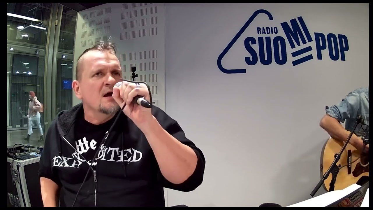 Vesku Jokinen - Pala rauhaa (akustinen Aamulypsy live)