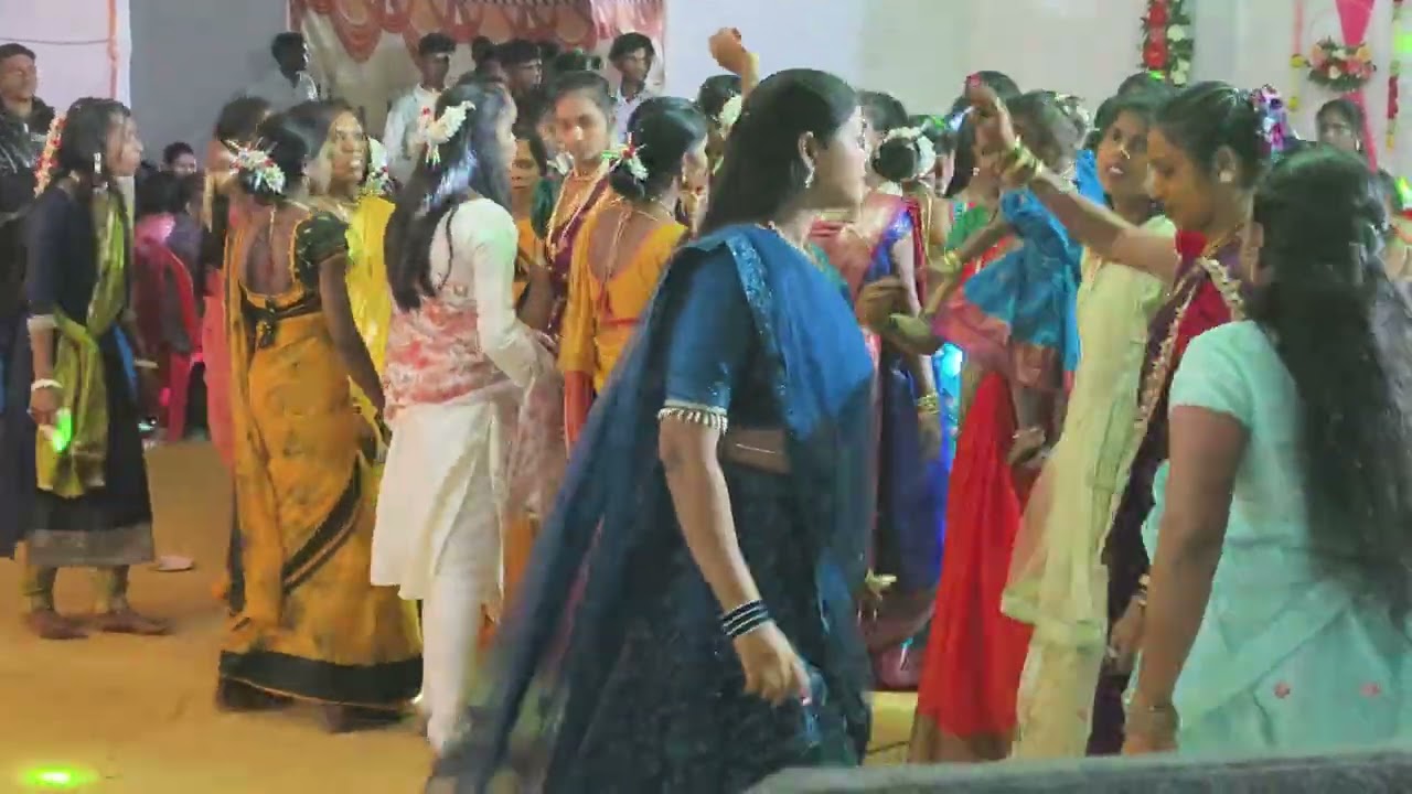 झिंगाट गाण्यावर किती मुली नाचतात