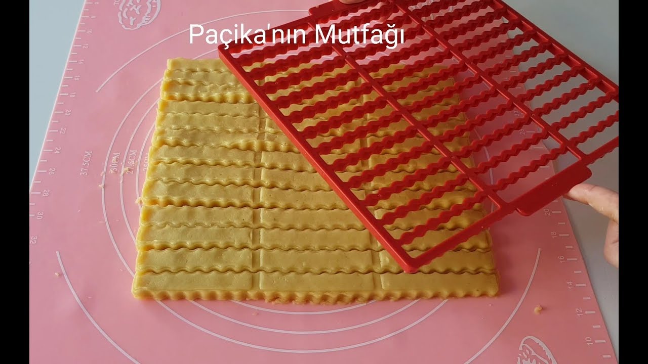 BAĞIMLILIK YAPAN 'SUSAMLI TUZLU ÇUBUK KURABİYE' - Paçikanın Mutfağı