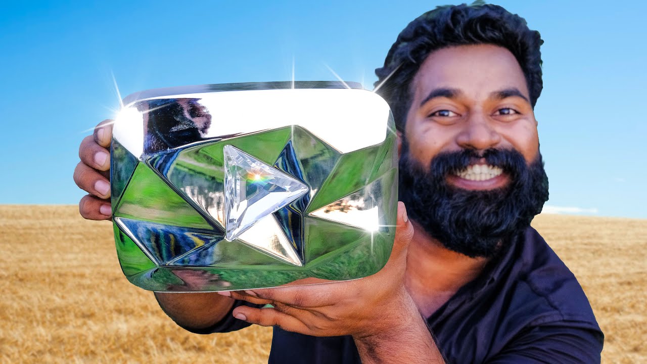 DIAMOND PLAY BUTTON UNBOXING | കേരളത്തിലെ ആദ്യത്തെ ഡയമണ്ട് പ്ലേബട്ടൺ തുറന്നപ്പോൾ | M4 Tech |