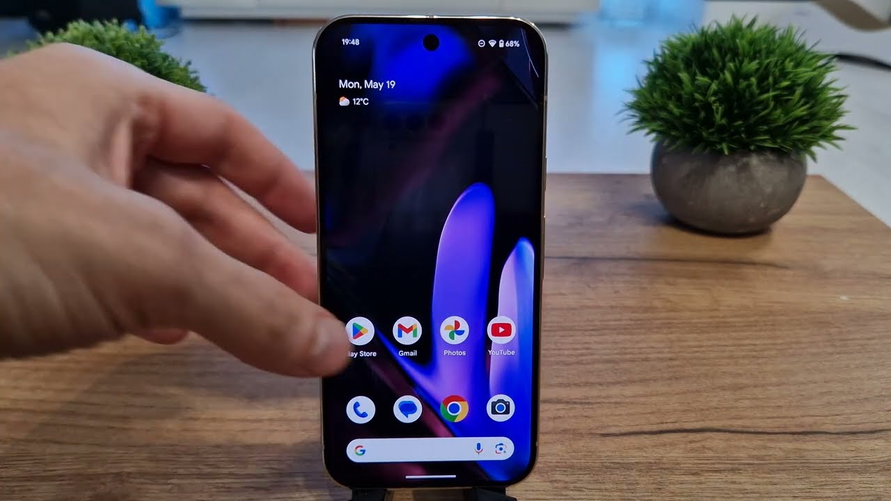 How to Enable Extra Dim on Google Pixel 9 Pro 🌙📱 | Reduce Screen Brightness Beyond Minimum