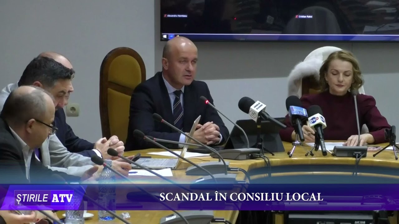 SCANDAL &Icirc;N CONSILIU LOCAL