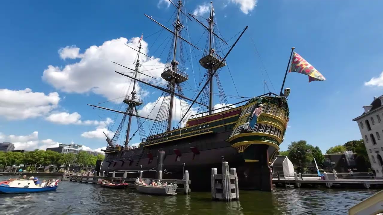 Amsterdam von seiner schönsten Seite. Tipps #amsterdam #reisetipps #bestvideos #water #architecture 