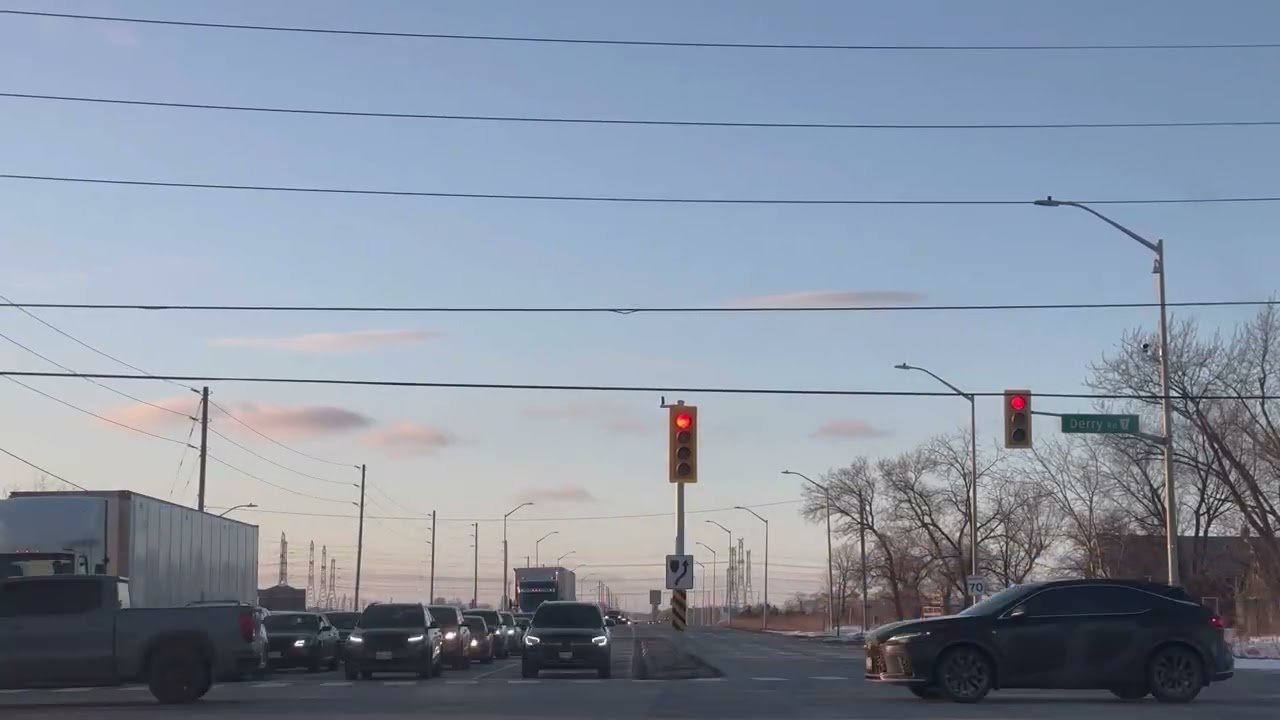Mississauga|CA bubbling street on 4K #viralvideo #trump 