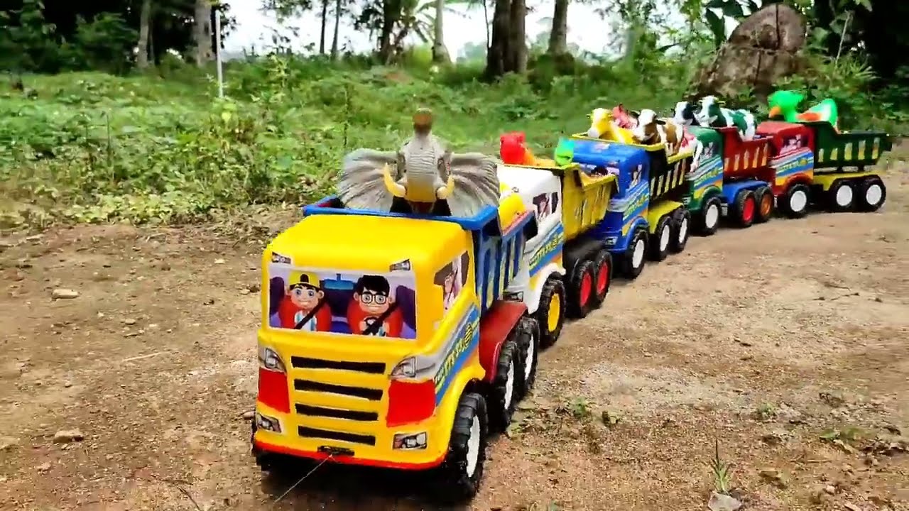 Truk oleng angkut sapi warna warni ayam gajah gorila kelinci latolato zebra joget rusa lucu bebek