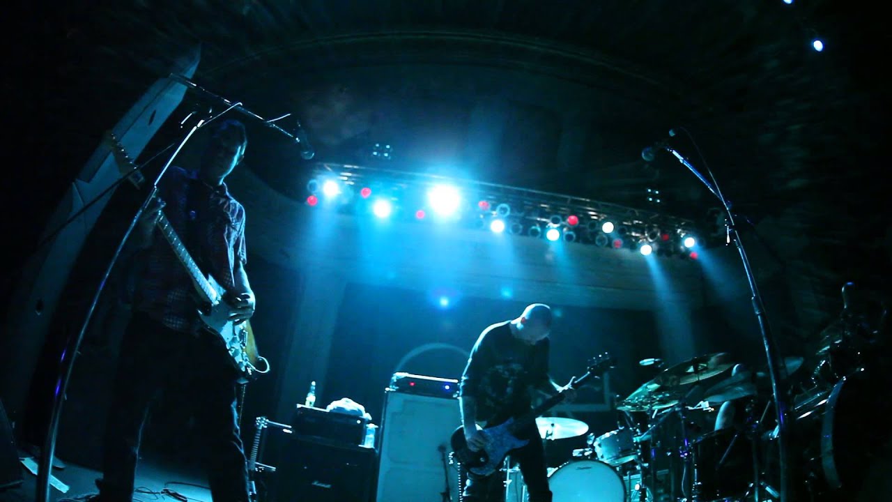 Mondo Generator - The Last Train - OFFICIAL VIDEO feat. Josh Homme (Queens of the Stone Age)