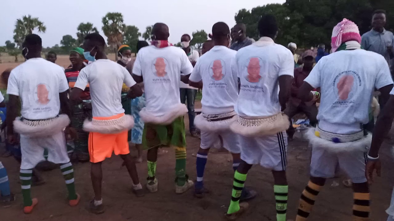 LCE: Cérémonies d'inhumation de Papa Ladjlémini ce 23/05/2020 à Nagbéni