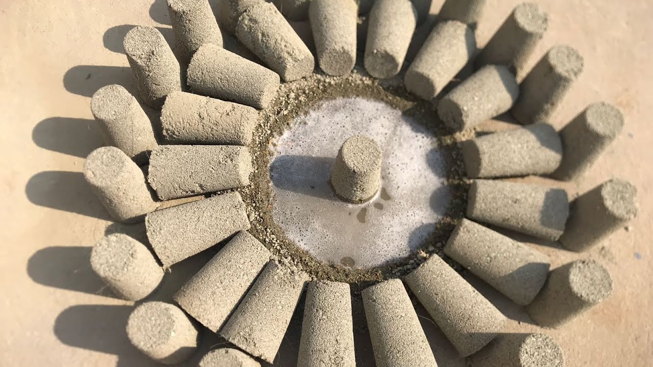 Video | grainy sand dry tub crumbling # satisfying 