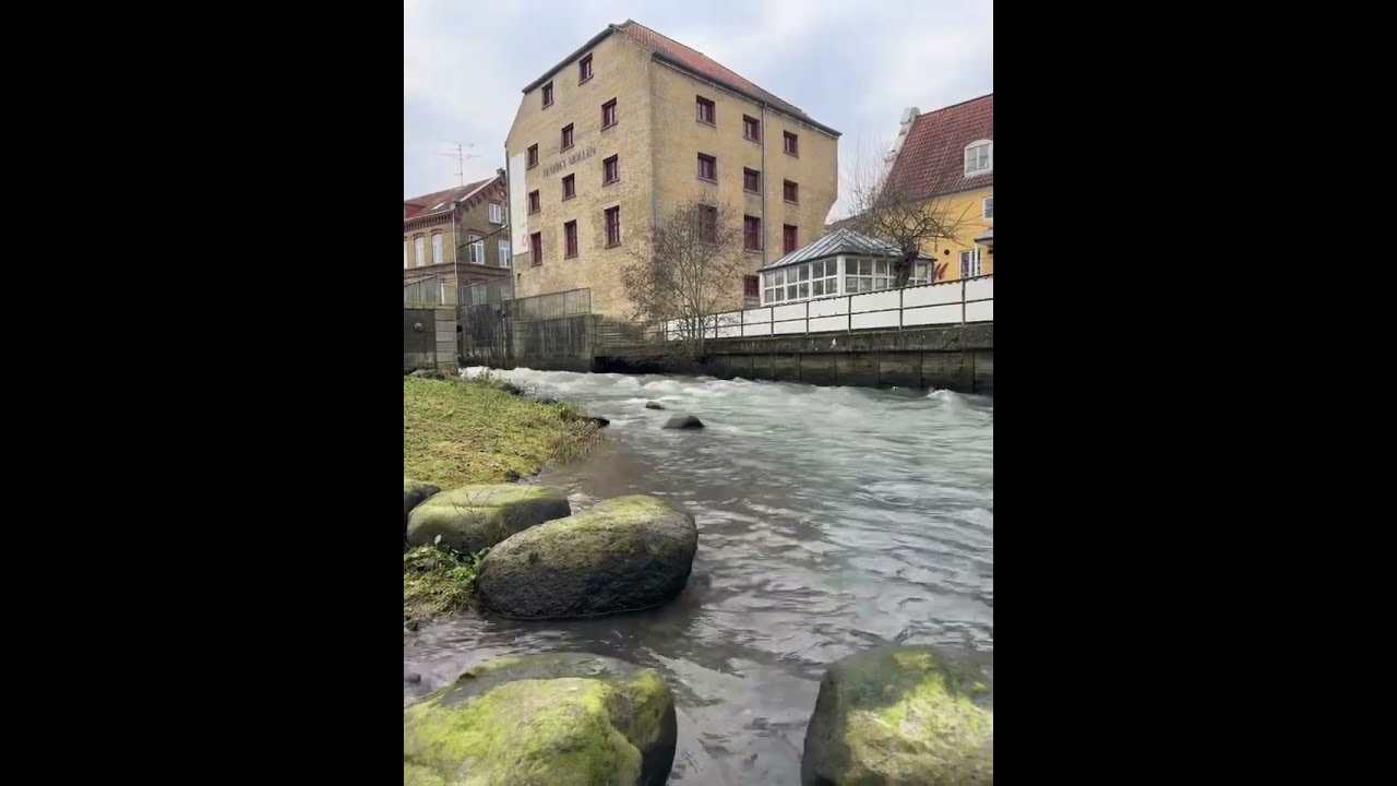 Come along and enjoy the beautiful sights of Haderslev, Denmark! از مناظر زیبا و دیدنی لذت ببر