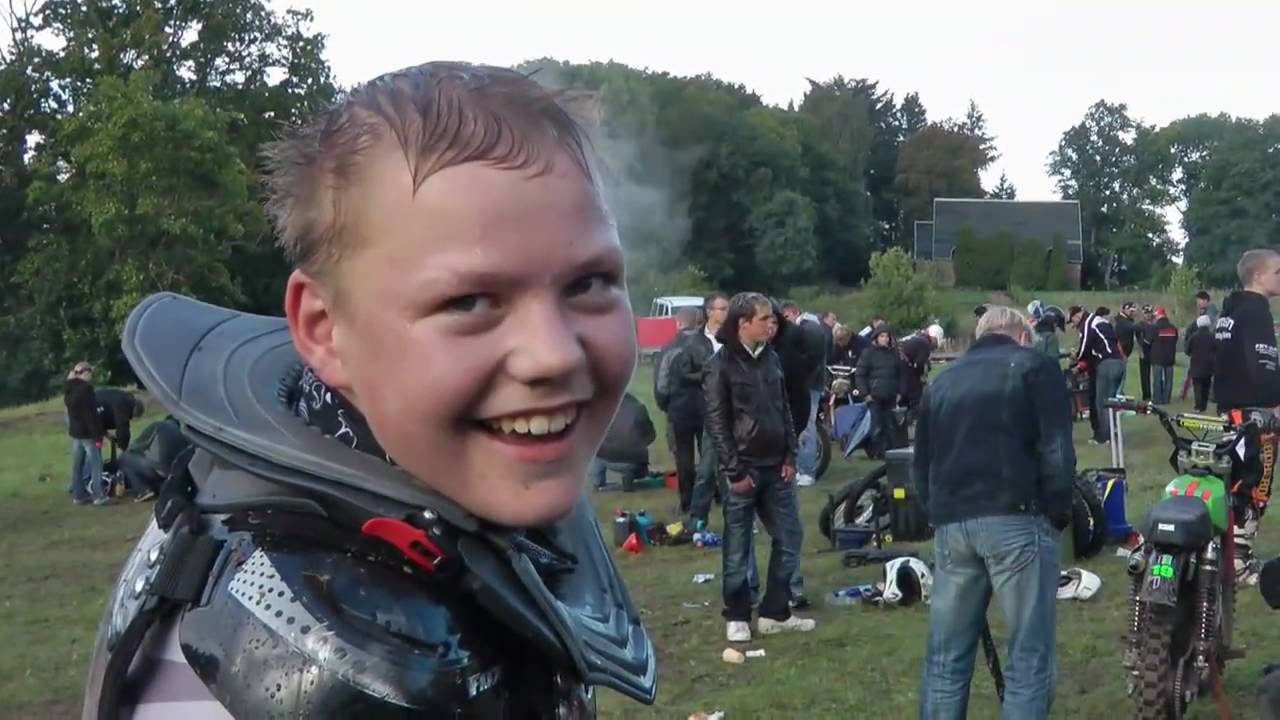 DEMMIN DIE NUMMER EINS beim Mopedrennen - ein Video