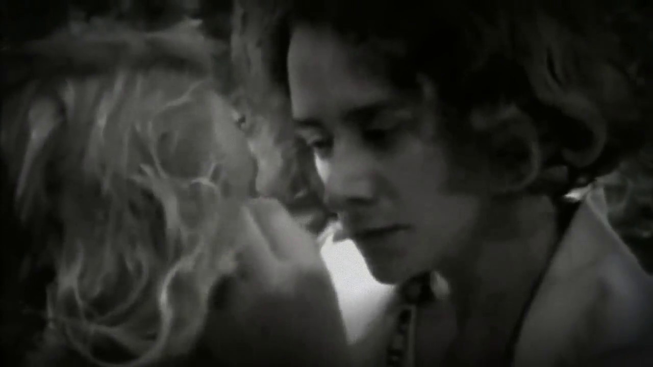 Portrait of a Marriage - Enya - Flora's Secret