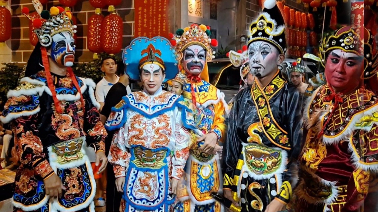 Cận cảnh Đoàn Anh Ca Vũ múa Hoành Tráng tại Hội Quán Nghĩa An bế mạc Lễ hội Tết Nguyên Tiêu 2026