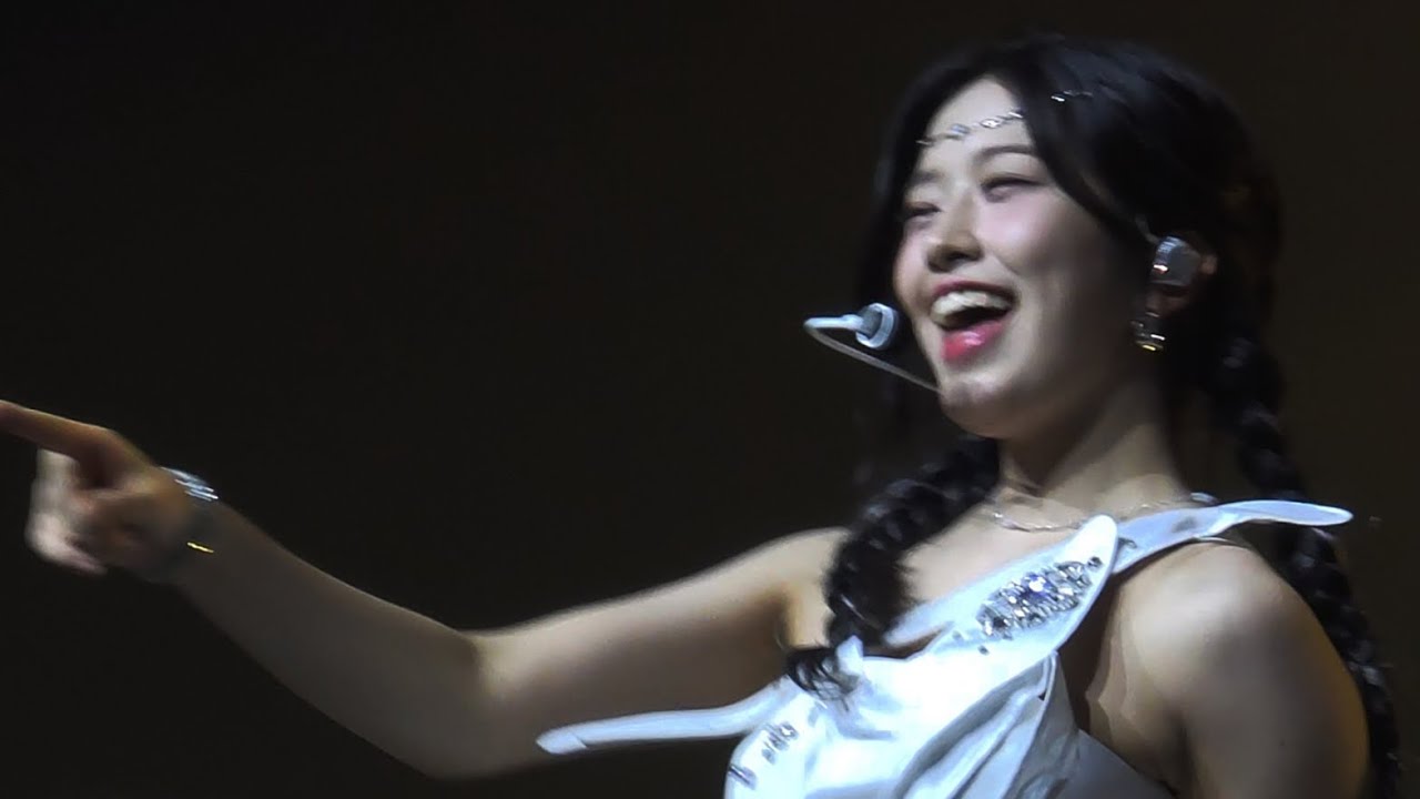 240824 'ROYAL' - IVE AN YUJIN -SHOW WHAT I HAVE IN JAKARTA 2024