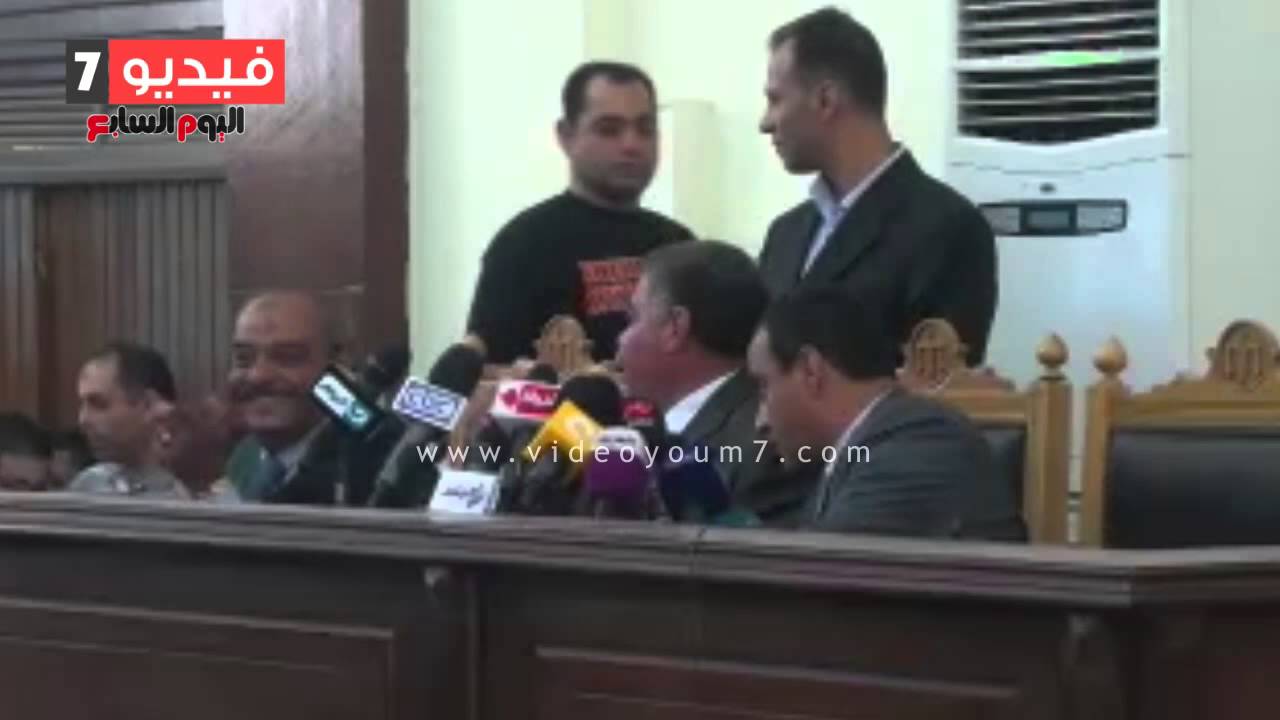 بالفيديو.. السماح لـ«طفلة» بلقاء والدها المتهم فى أحداث كفر الشيخ داخل القفص