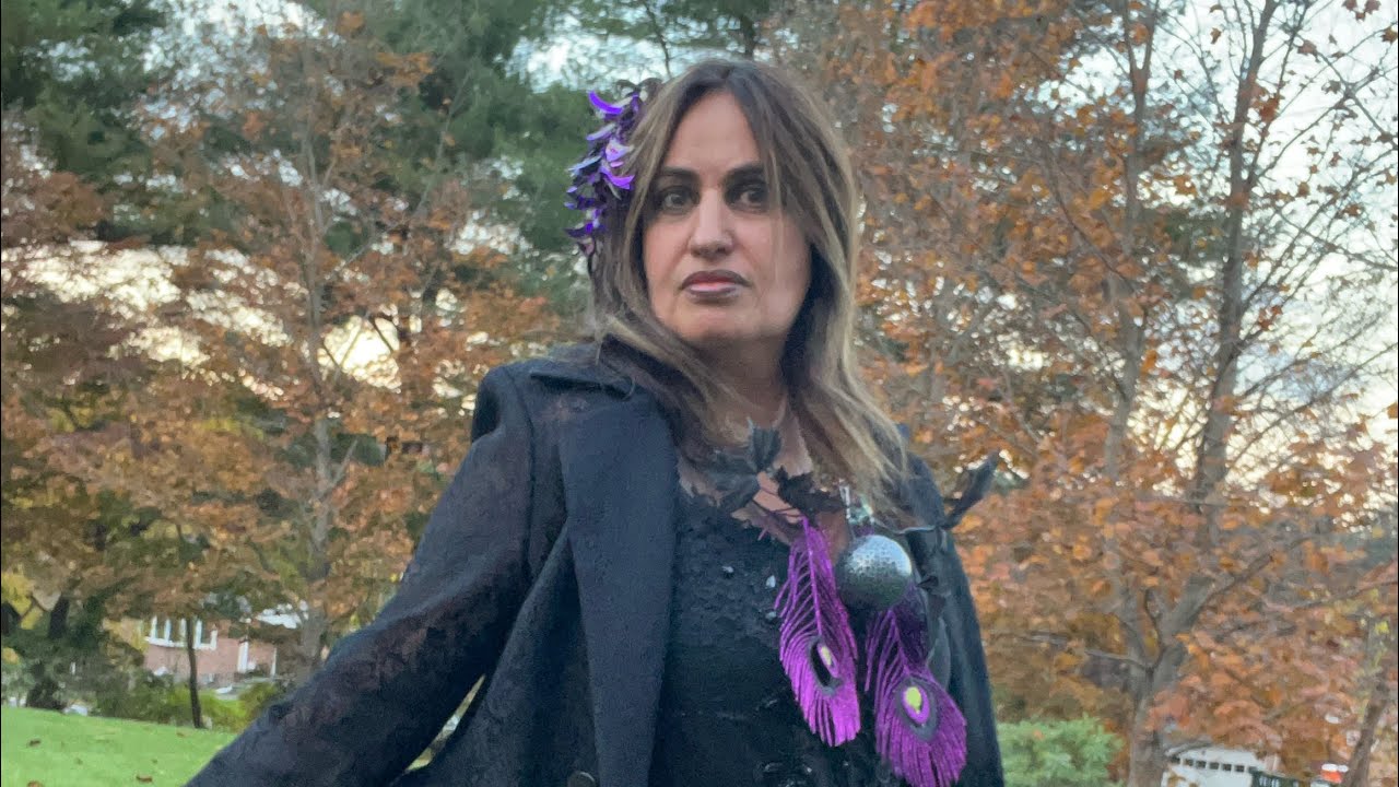 Halloween Knit Night At The Unruly Stitch