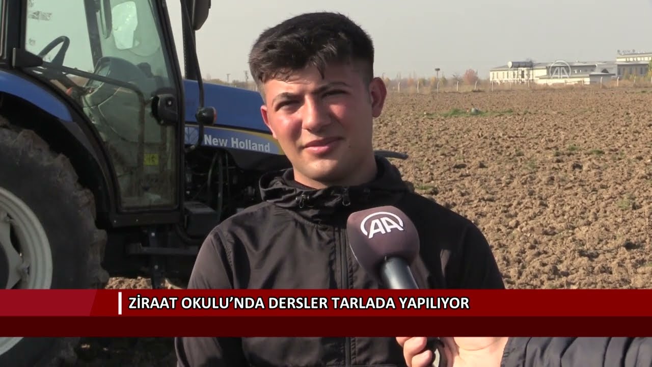 Ziraat Okulu’nda dersler tarlada yapılıyor
