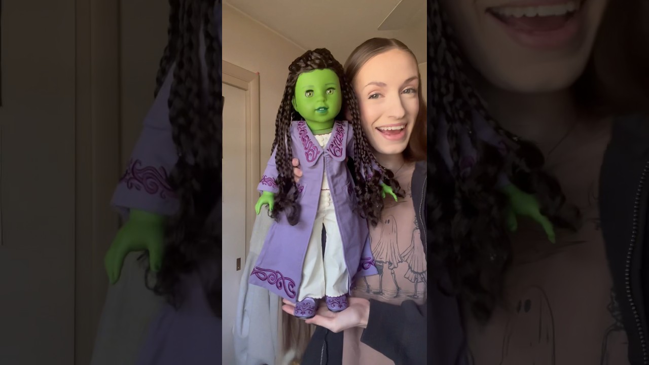 @AmericanGirl Wicked Elphaba Popular Pajama Set 💚 #wicked #elphaba #unboxing #americangirl