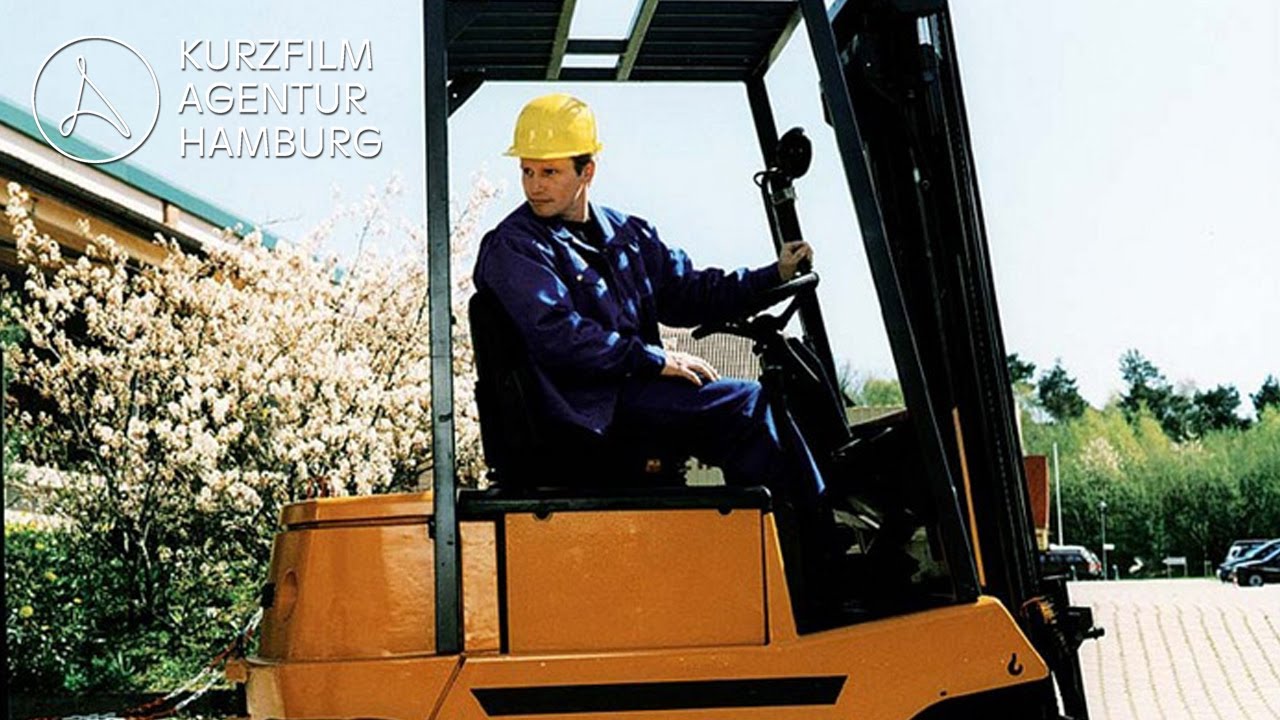 Staplerfahrer Klaus - Der erste Arbeitstag | Ein Kurzfilm von J&ouml;rg Wagner & Stefan Prehn