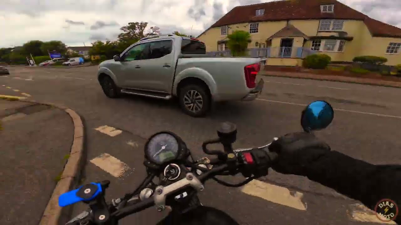 Hastings, East Sussex | TRIUMPH STREET TWIN 900 | POV [4K]