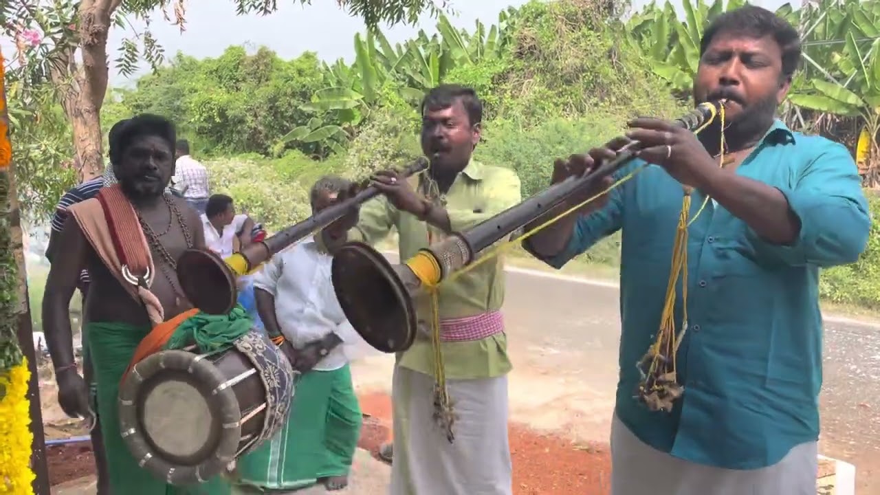G.K Manmadhan and G.K Gowthaman vasipil Therodum vithile song in Karisoolnthamangalam .Sema Adi