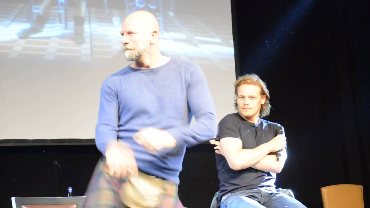 JIBLAND Graham... dancing?