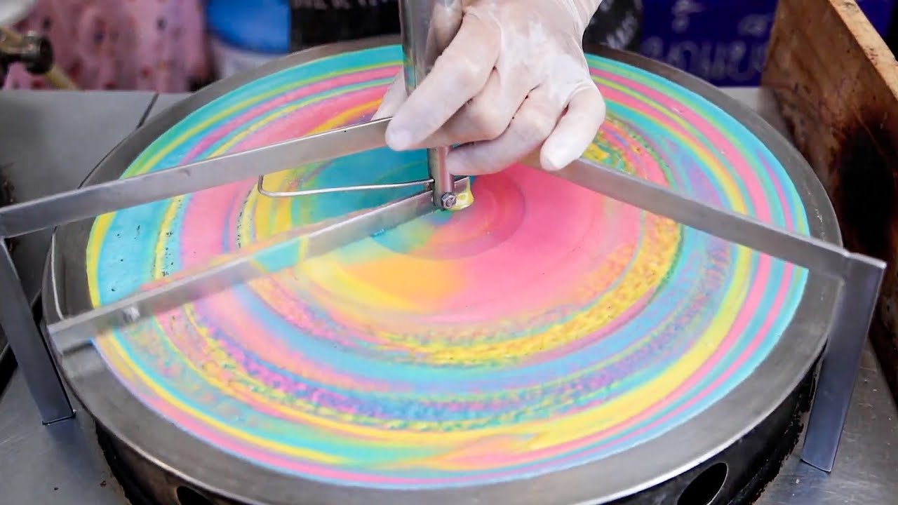 Unique Dessert! Rainbow Crepes in Bangkok Night Market