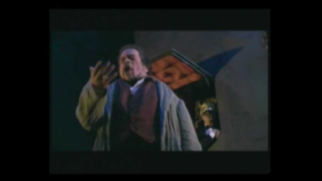 Mark Rucker sings Cortigiani from Rigoletto