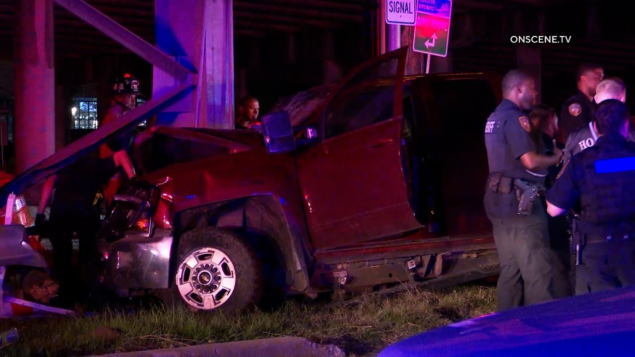 Houston Police Pursuit Ends in Fatal Crash on Hardy Rd
