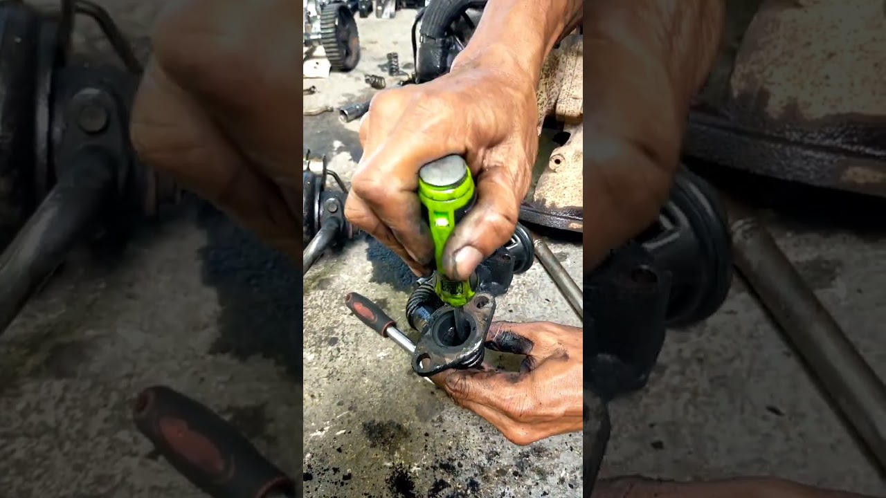 Hyundai Starex D4BH engine. #low power #too much black smoke #oil dipstick umuusok! Problem solved!