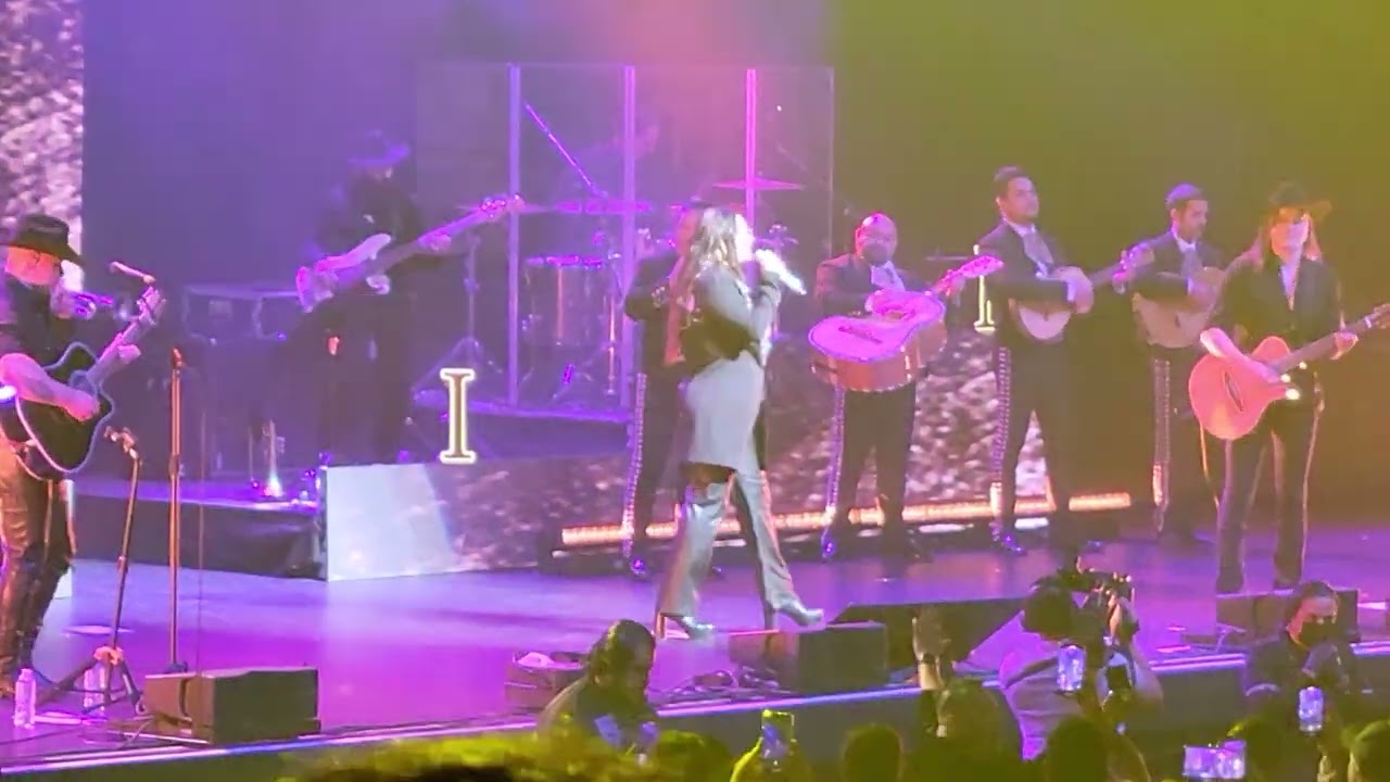 Que Agonía YURIDIA ❤️ #youtubetheater  Inglewood Cal.  12/09/22