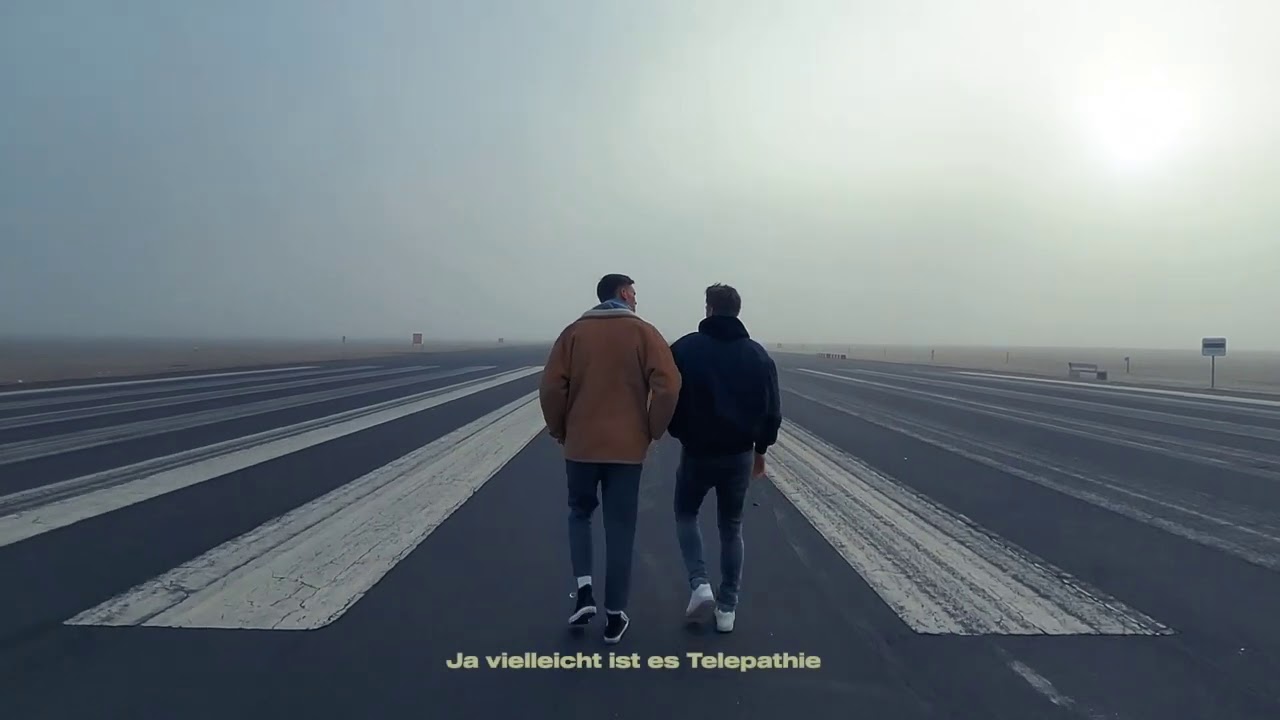 Oh Brother - Halb so wild (Lyric Video)
