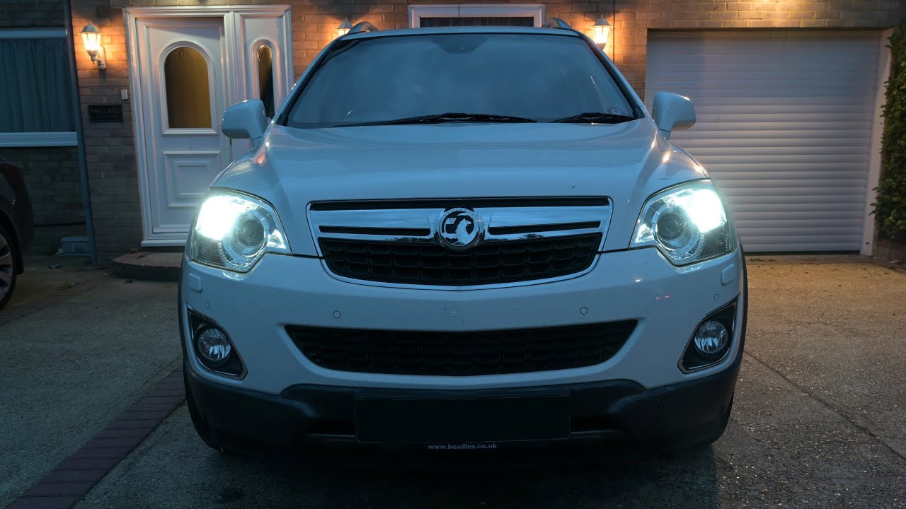 Vauxhall Antara changing the side lights for modern LED lights. 4K